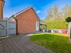 Photo 16- click for photo gallery